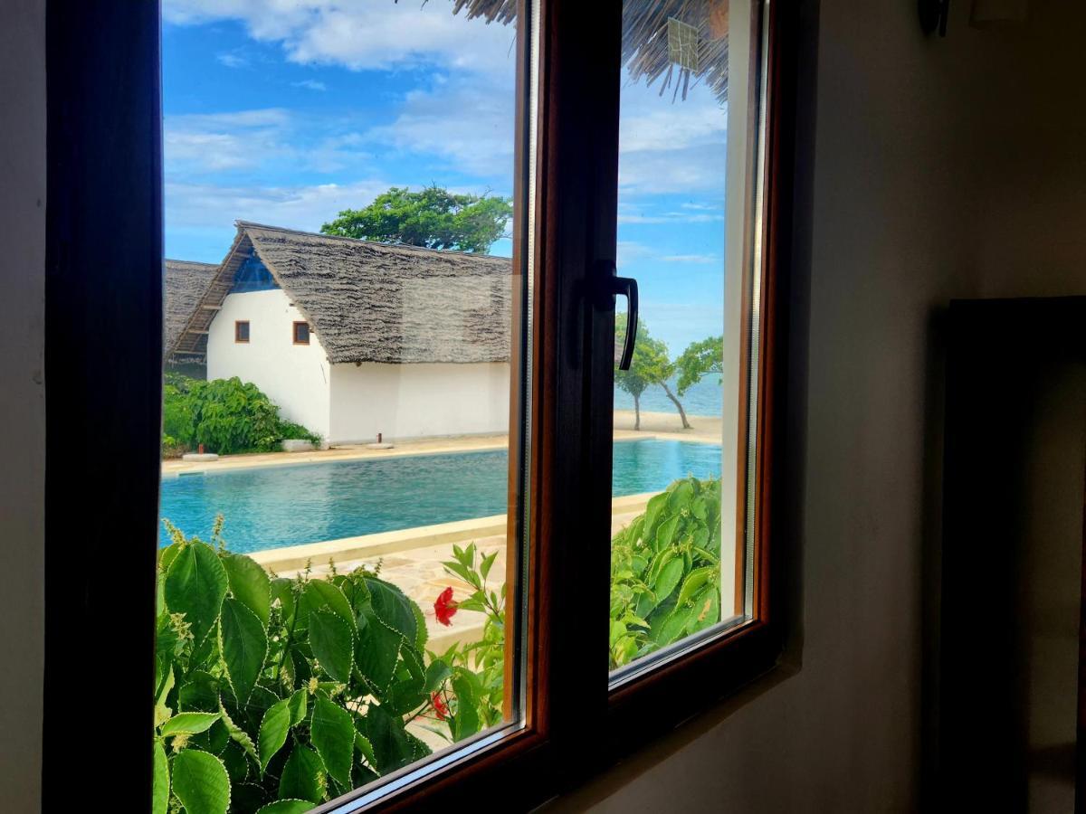 Almas Beach Boutique Hotel Makunduchi Luaran gambar