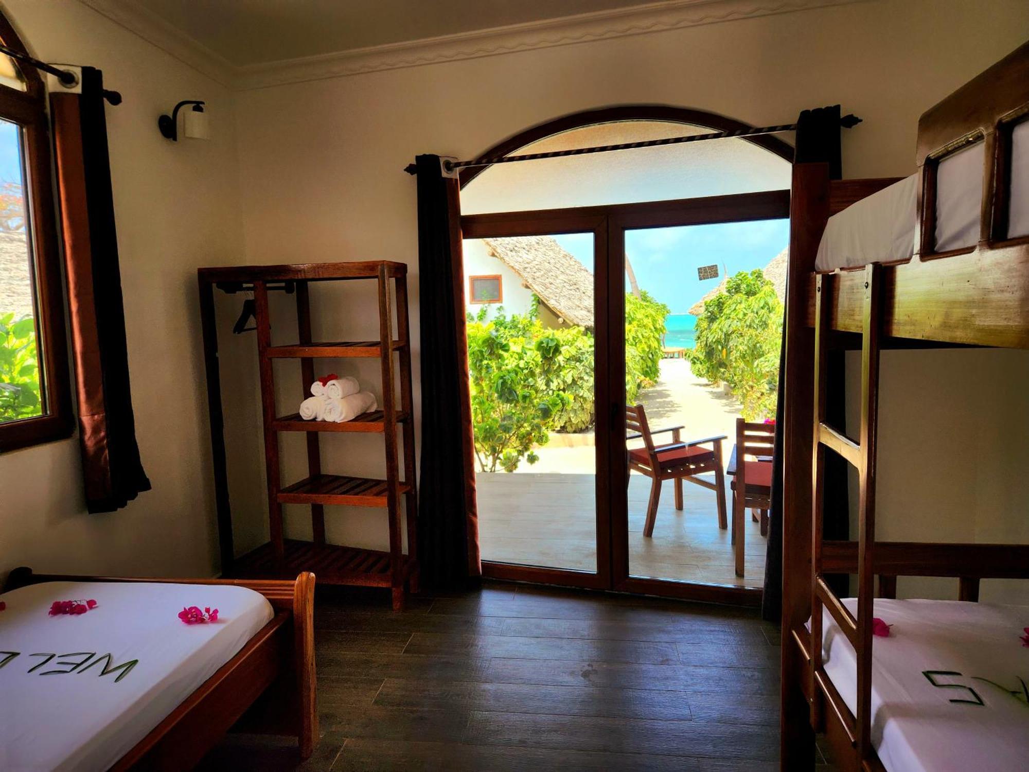 Almas Beach Boutique Hotel Makunduchi Luaran gambar