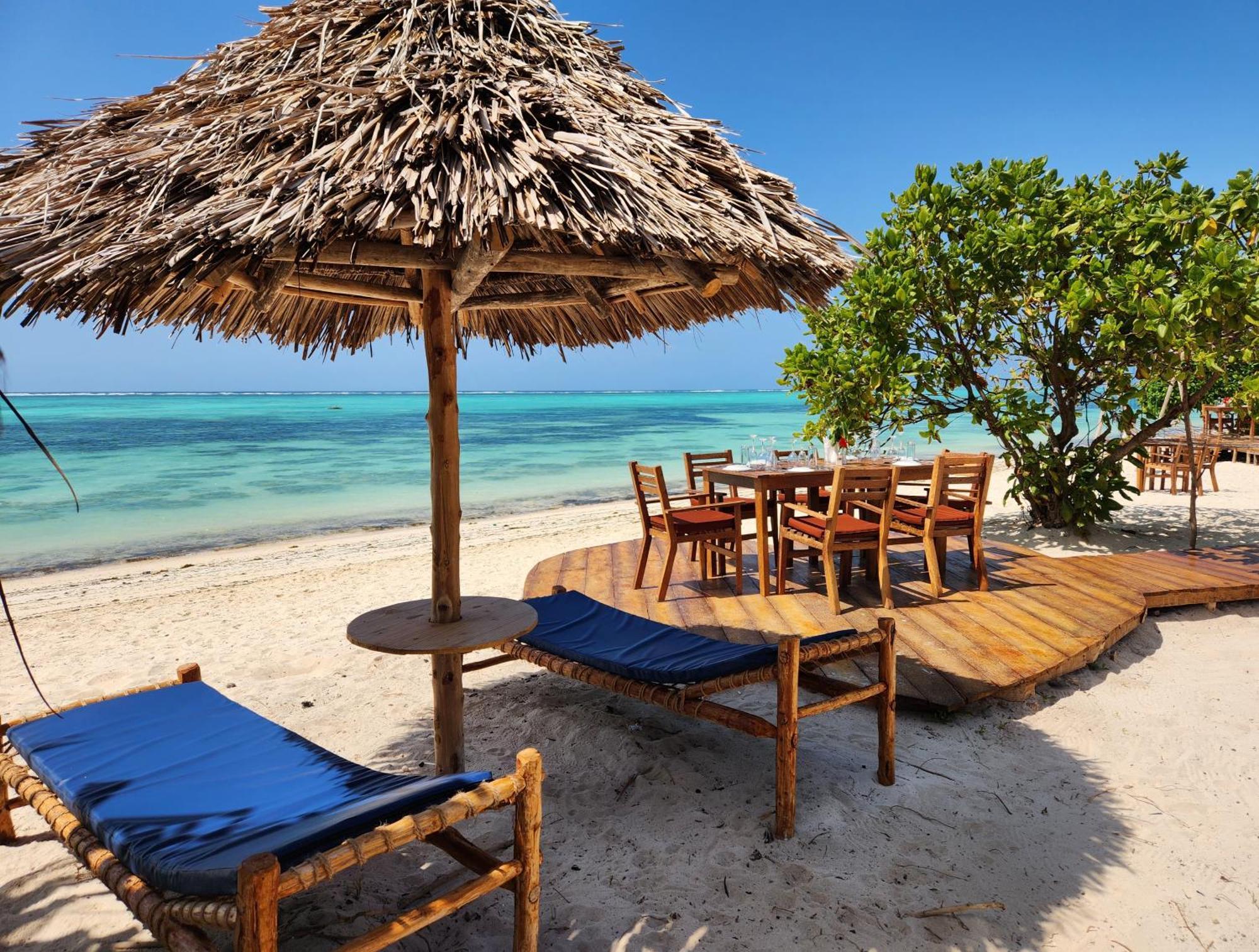 Almas Beach Boutique Hotel Makunduchi Luaran gambar
